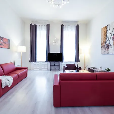 公寓 Budapesteasyflat Oktogon Lux 布达佩斯