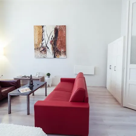 Апартаменты Budapesteasyflat Oktogon Lux Будапешт