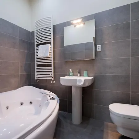 Апартаменты Budapesteasyflat Oktogon Lux *