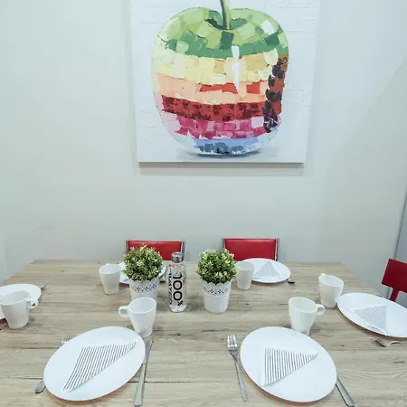 Апартаменты Budapesteasyflat Oktogon Lux Будапешт