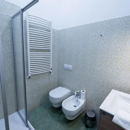 Budapesteasyflat Oktogon Lux Apartmán