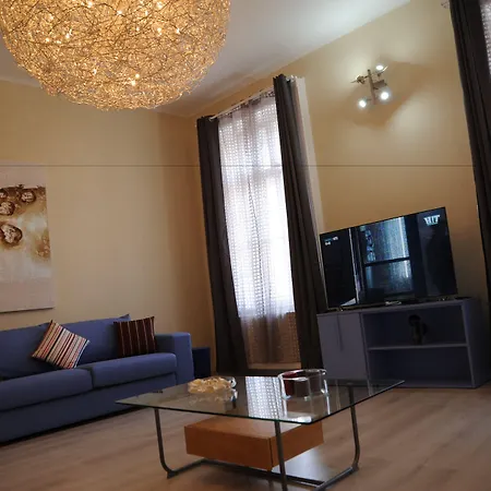 Апартаменты Budapesteasyflat Oktogon Lux