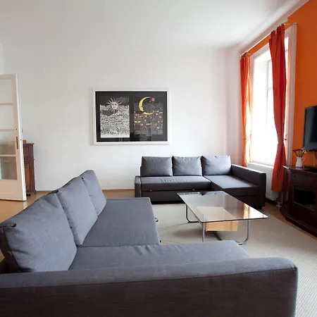 Budapesteasyflat Oktogon Lux Будапешт