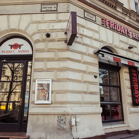 Budapesteasyflat Oktogon Lux * Budapešť