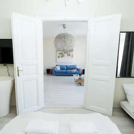 Budapesteasyflat Oktogon Lux Apartmán Budapešť