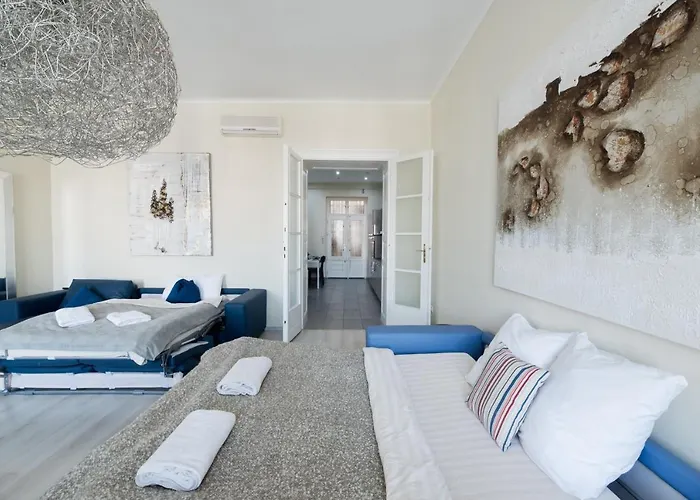 Budapesteasyflat Oktogon Lux Apartament Budapesta