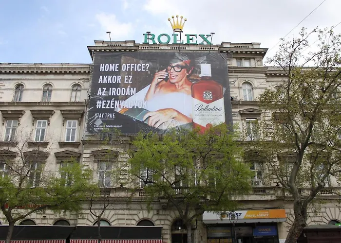 Budapesteasyflat Oktogon Lux Apartament Budapesta