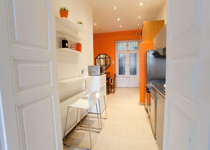 Budapesteasyflat Oktogon Lux *