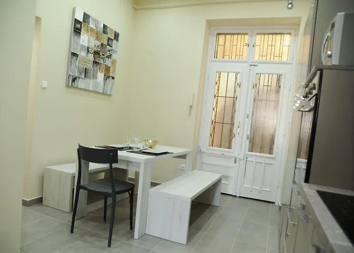 Apartament Budapesteasyflat Oktogon Lux