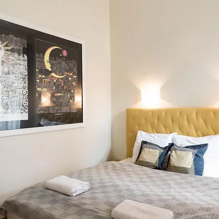 Budapesteasyflat Oktogon Lux Daire *
