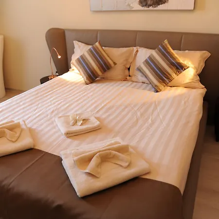 Lägenhet Budapesteasyflat Oktogon Lux