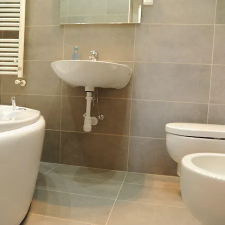 Budapesteasyflat Oktogon Lux *