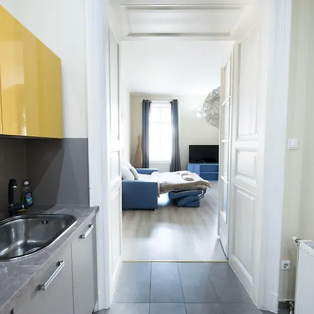 Budapesteasyflat Oktogon Lux * Budapest