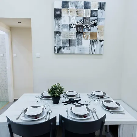Budapesteasyflat Oktogon Lux * Budapeşte