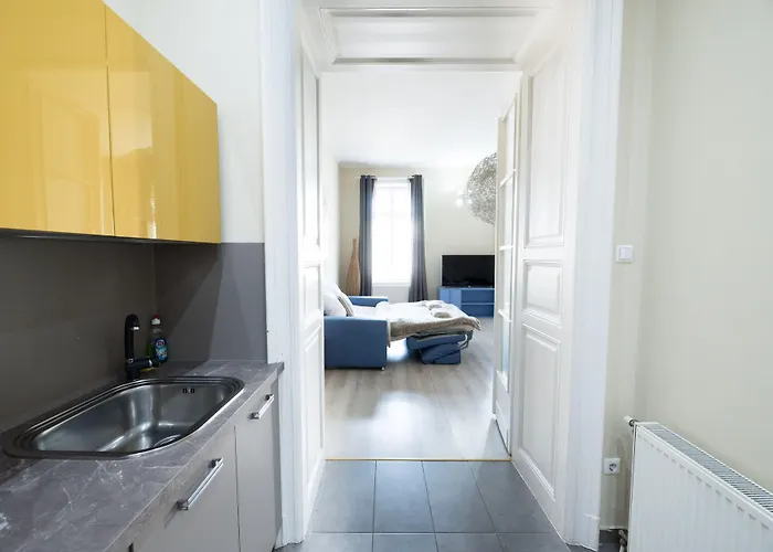Budapesteasyflat Oktogon Lux * Budapest